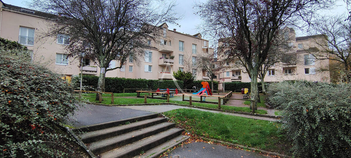 Appartement à LES ULIS