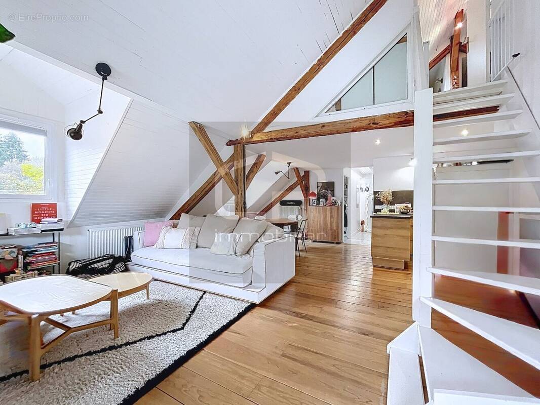 Appartement à TALLOIRES