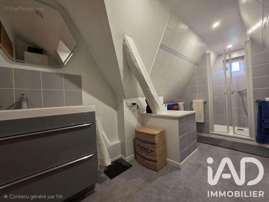 Maison 140 m² à Assier  - photo 8