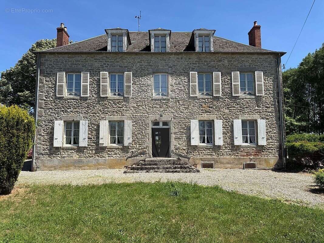 Maison à CHATILLON-EN-BAZOIS