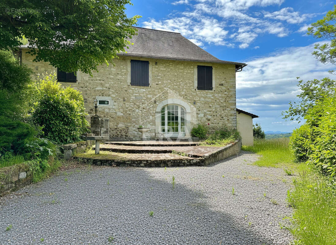 Maison 414m² à bosdarros - photo 2