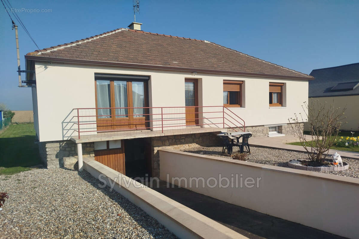 Maison à FORMERIE