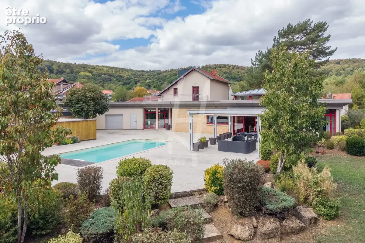 Maison 9 pièces 300 m² à vendre à Metz (57000) - photo 2