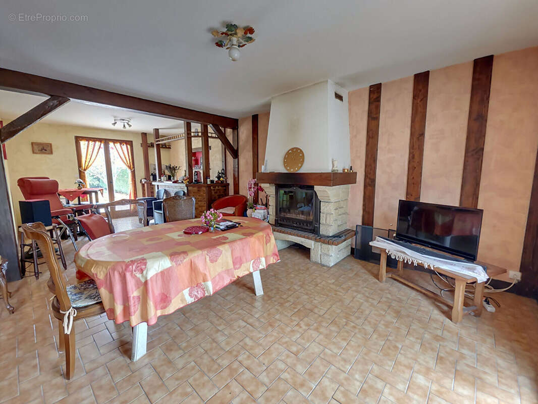 Maison à NOGENT-LE-ROI