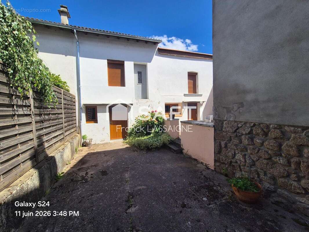 Photo 2 - Maison à TOURS-SUR-MEYMONT