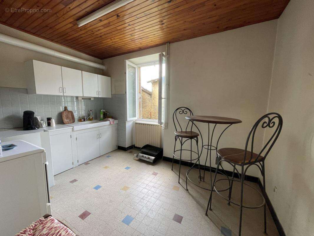 Maison à SAINT-MARTIN-D'AOUT