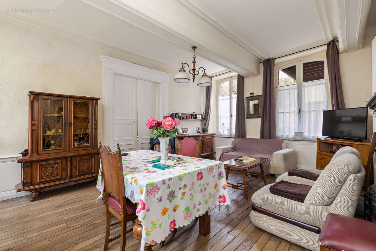 Appartement à AUMALE