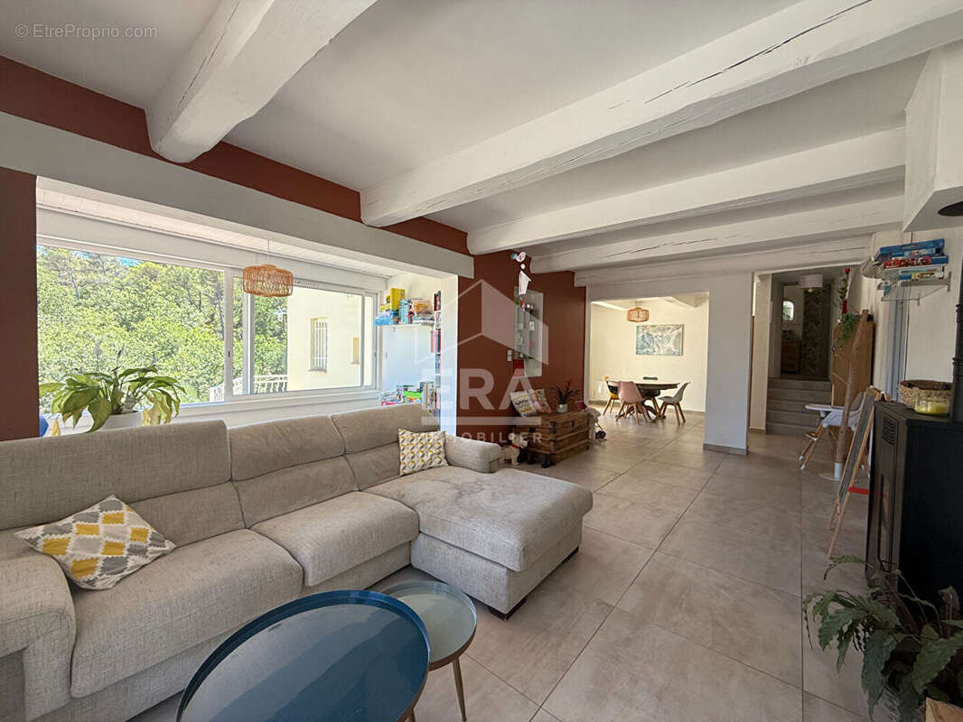 Maison à SAINT-MAXIMIN-LA-SAINTE-BAUME