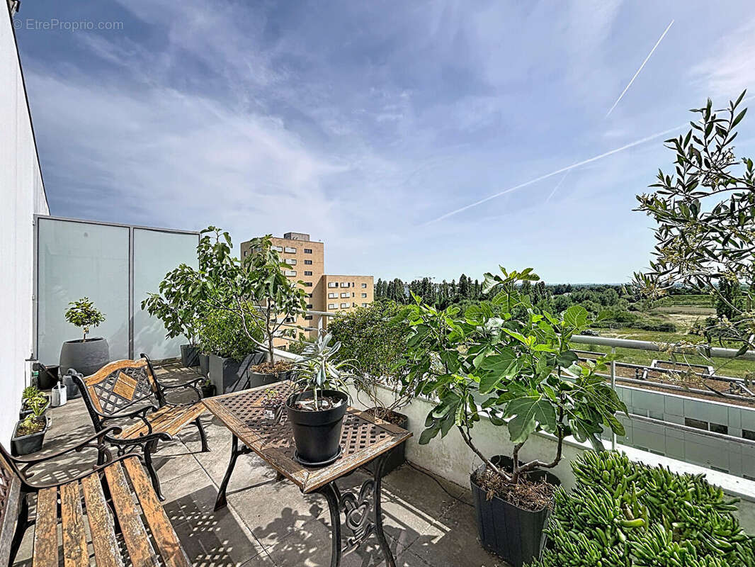 5 pièces - duplex -  3 chambres - 2 terrasses - récent - La Courrouze - Rennes/Saint-Jacques - photo 11