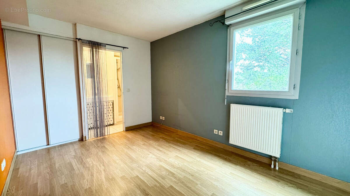AIX LA DURANNE - Appartement type 4 de 90m² - photo 8