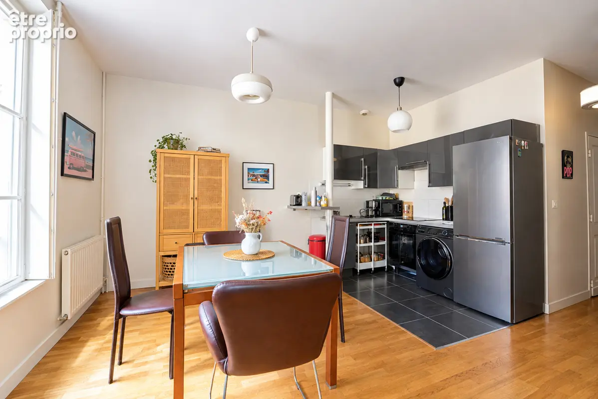 ARCHITECTURE BORDELAISE RÉNOVÉE- 2015 -Appartement avec parking et ascenseur au Jardin public - photo 4