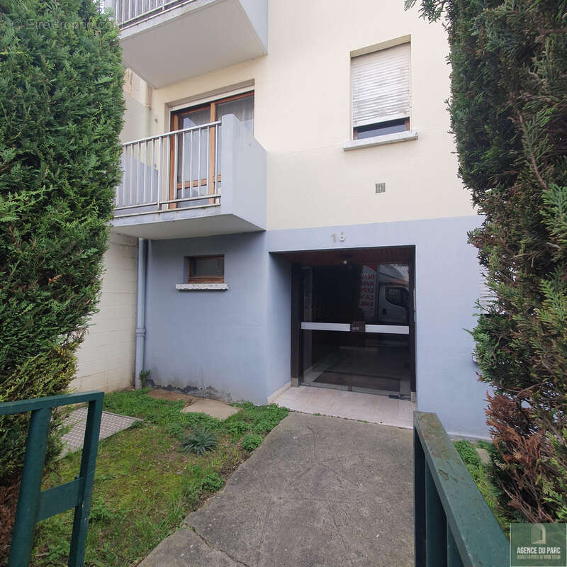 Appartement à SURESNES