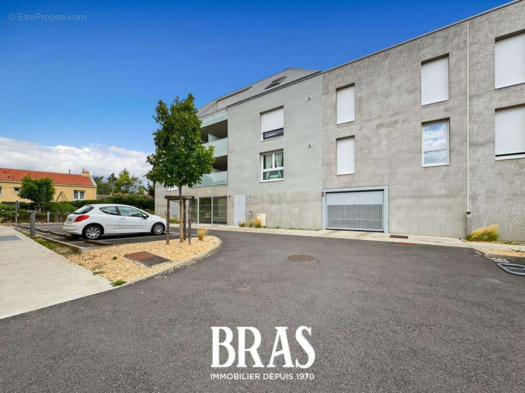 Appartement à BOUGUENAIS