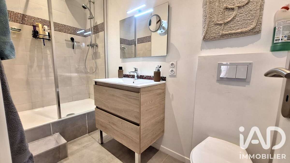 Photo 8 - Appartement à L'ARBRESLE