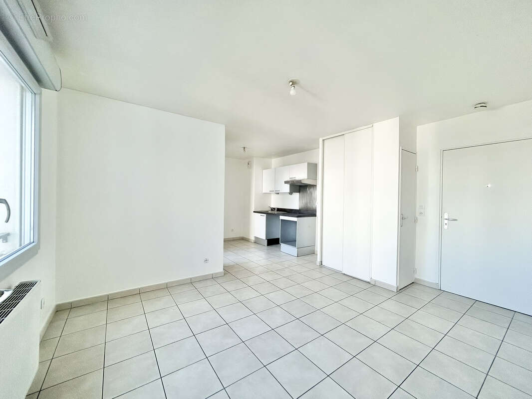 Appartement à LYON-8E