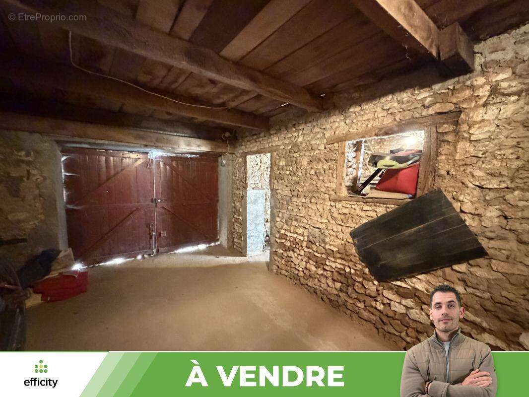 Maison 62 m² à Saint-Romain  - photo 8