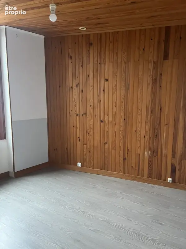 Maison de village comprenant 2 logements loués avec petit jardin - photo 4