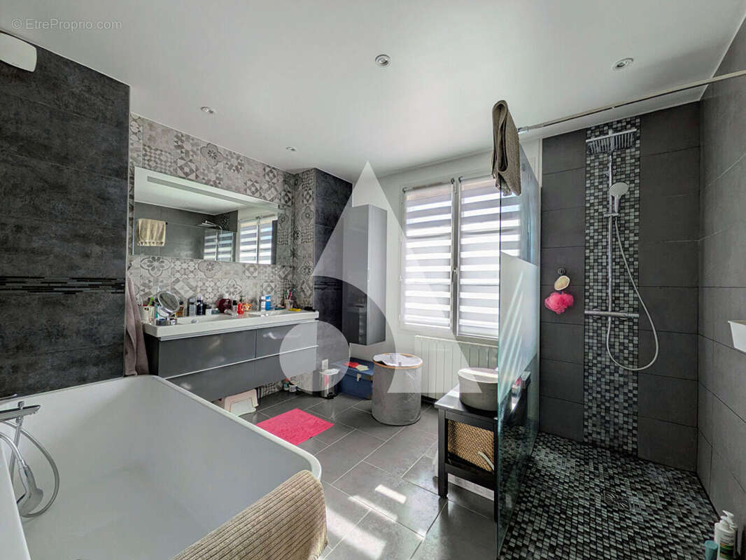 Maison à CORMEILLES-EN-PARISIS