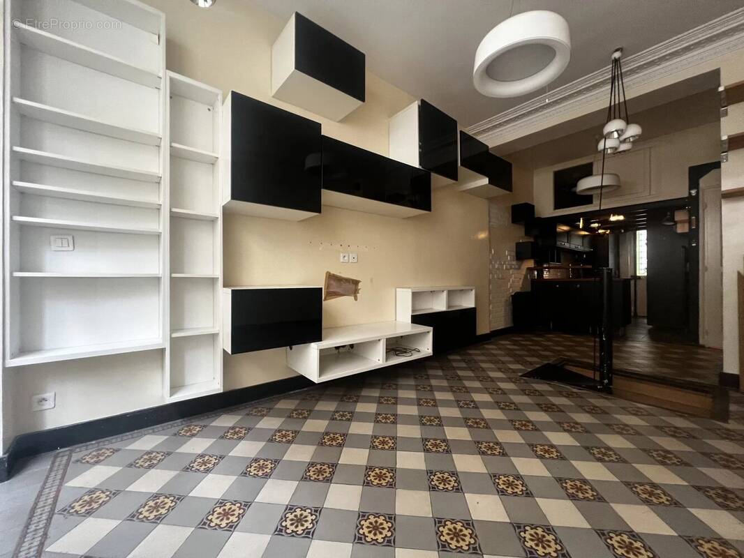 Appartement à PARIS-18E