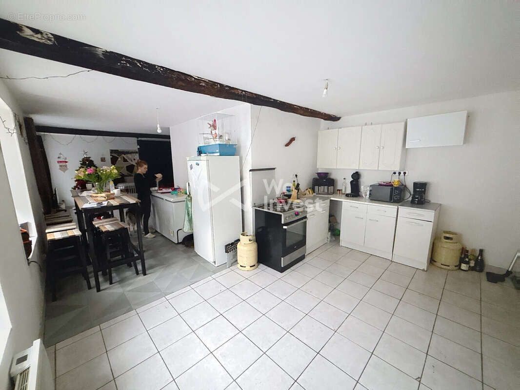 Maison à PUISIEUX-ET-CLANLIEU