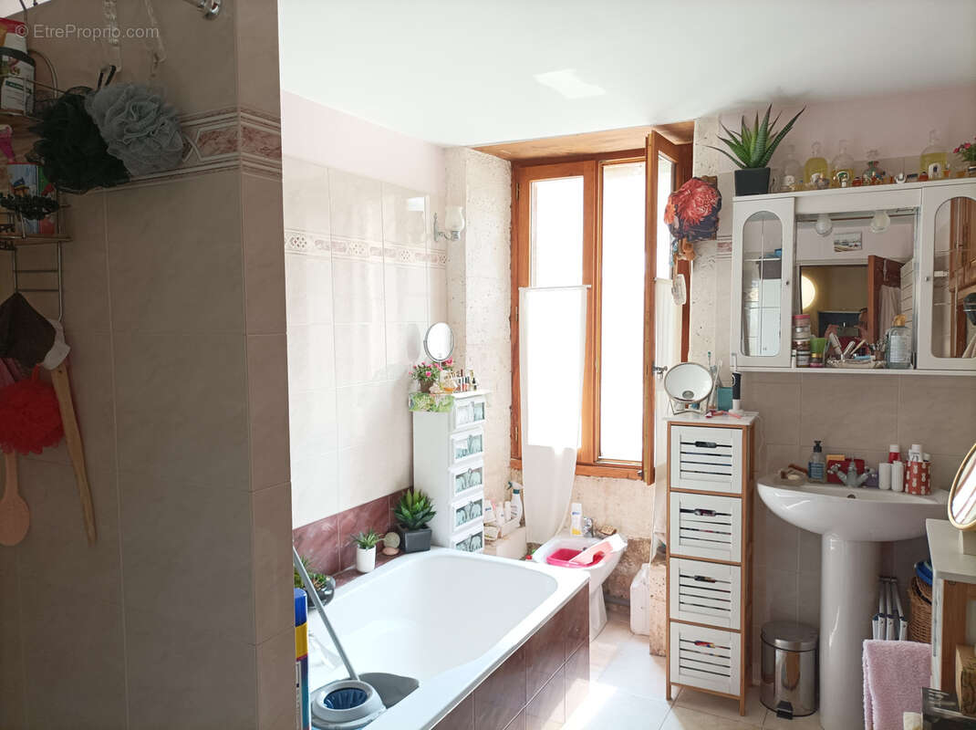 Maison à SAINT-SEVERIN