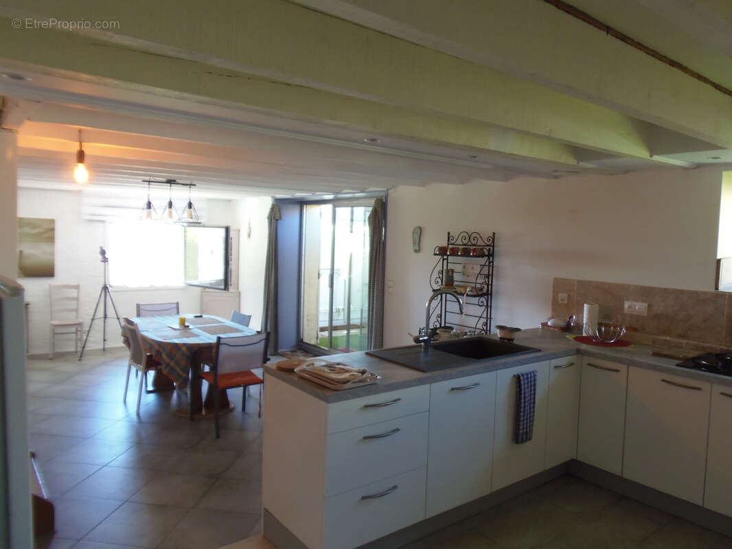 Maison à CHENAC-SAINT-SEURIN-D&#039;UZET