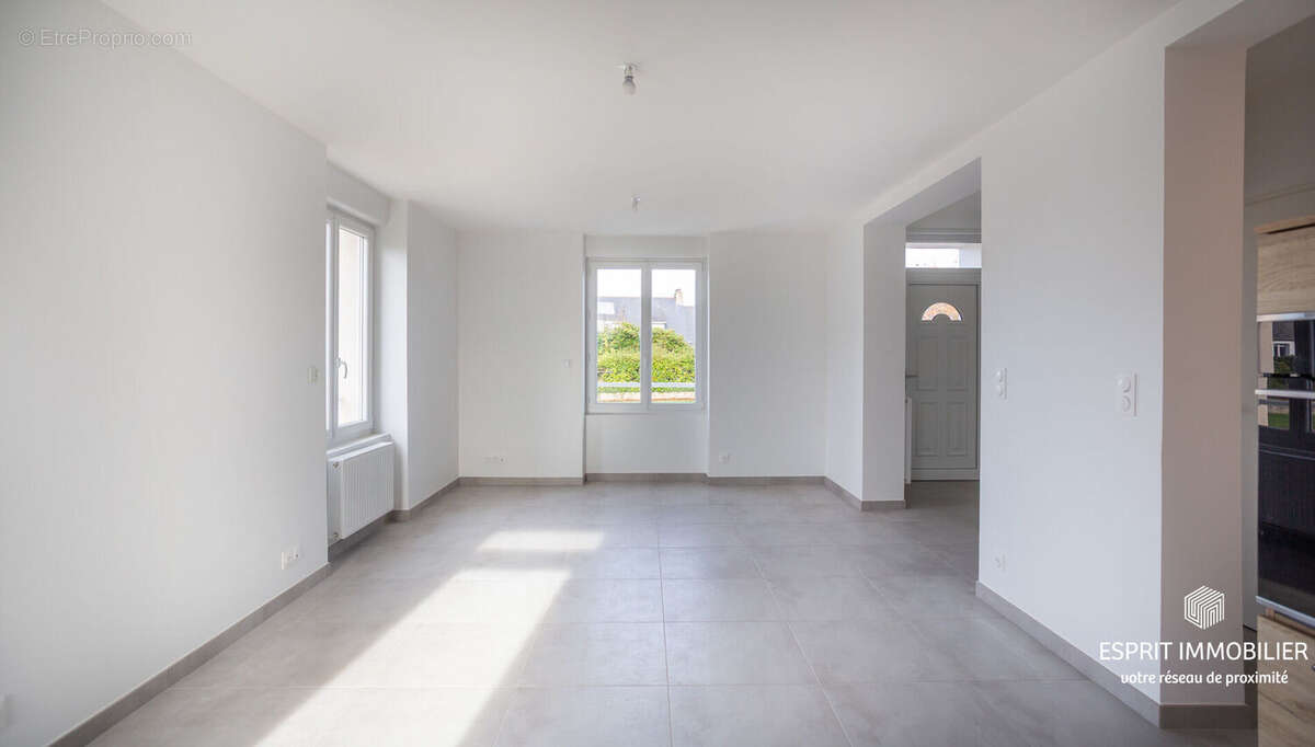 Maison à RIEC-SUR-BELON