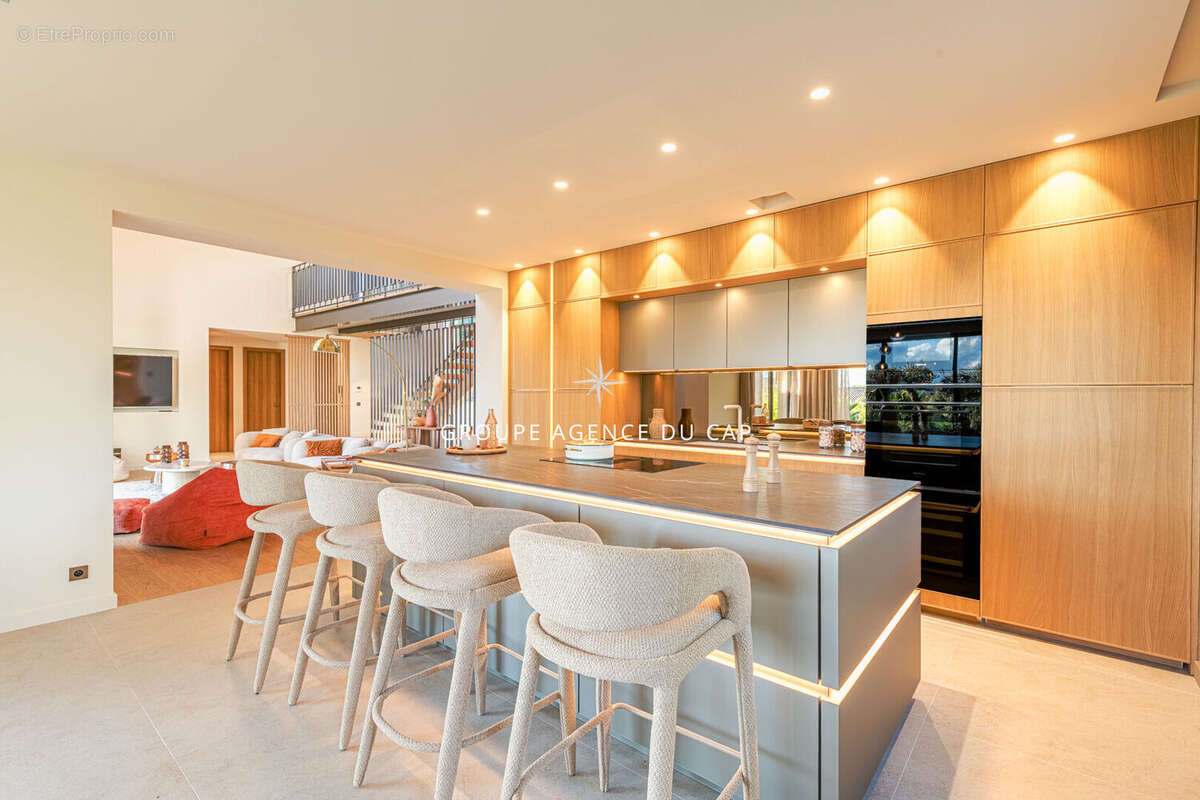 Maison à SAINT-RAPHAEL