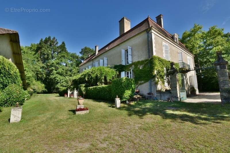 Maison à NOGARO