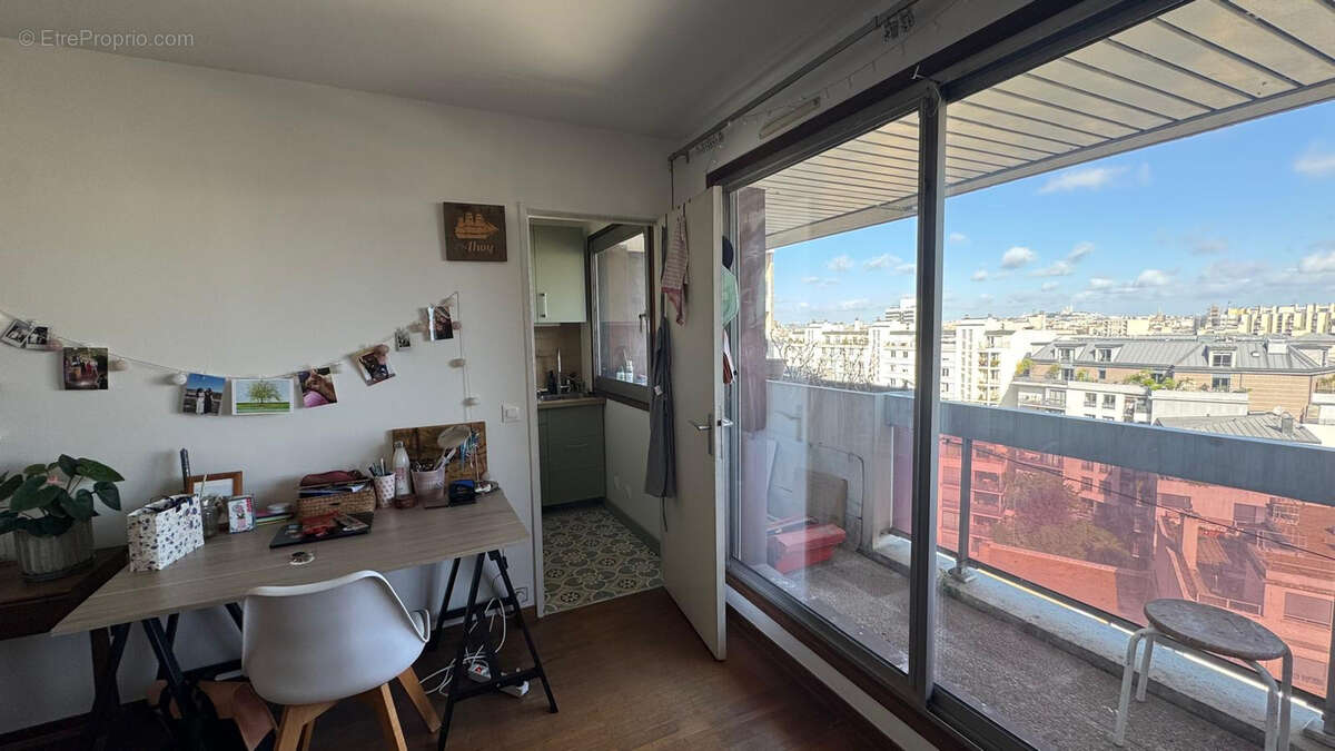 Appartement à PARIS-12E