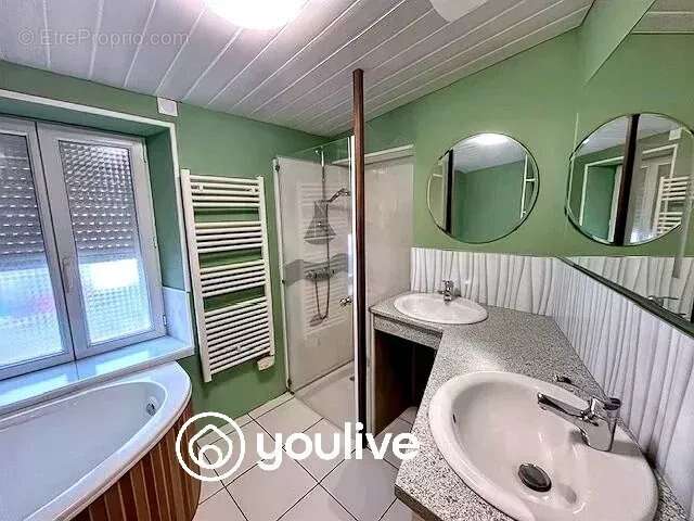 Maison à SAINT-MAIXENT-SUR-VIE