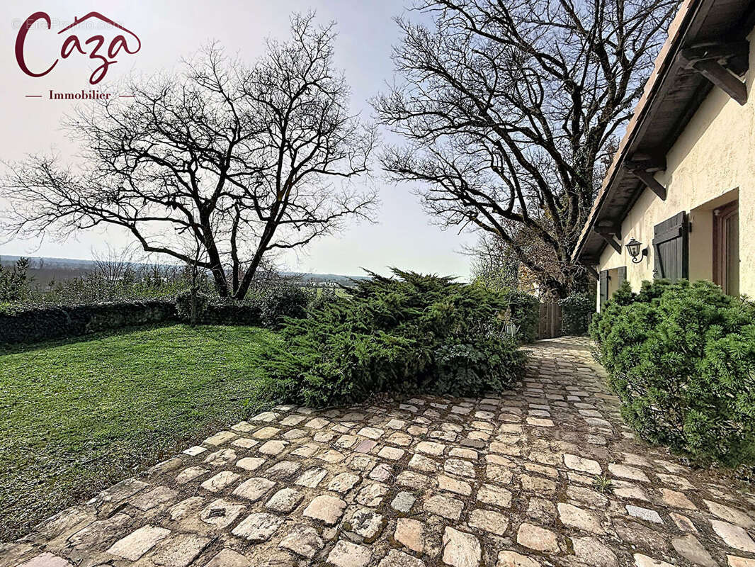 Maison à QUINSAC
