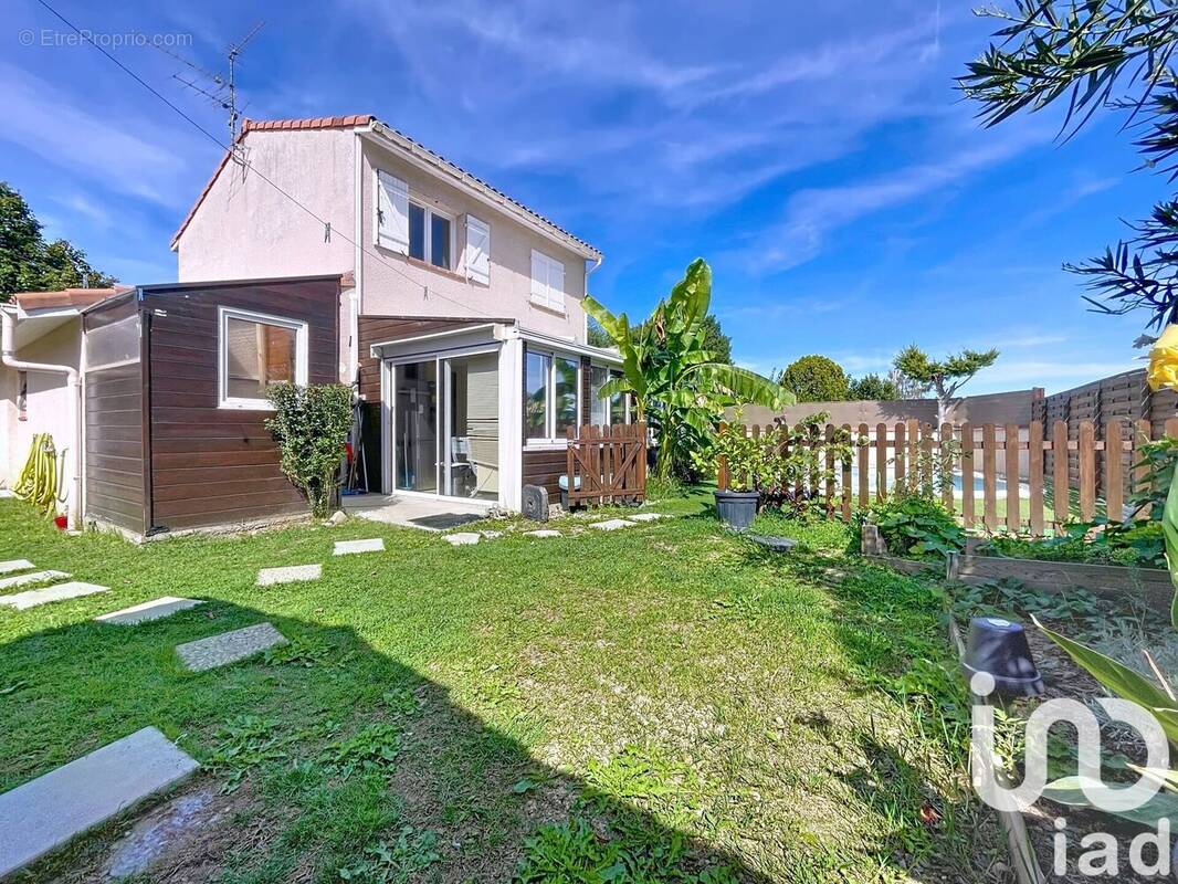 Photo 1 - Maison à FENOUILLET