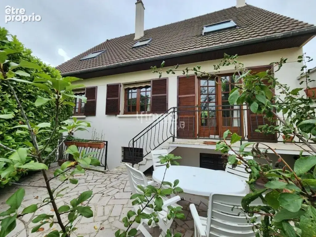 Maison saine avec un environnement calme - photo 10