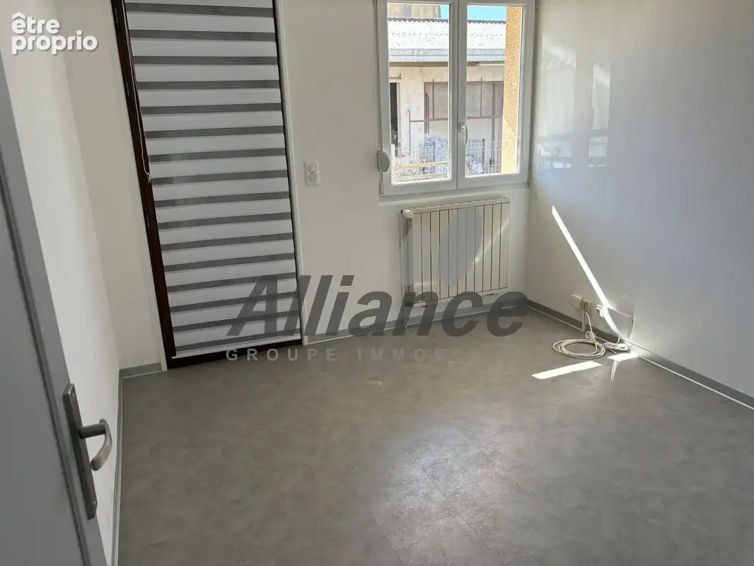 Maison  de  type  f5  sur  sous  sol  a  saint  sauveur - photo 12