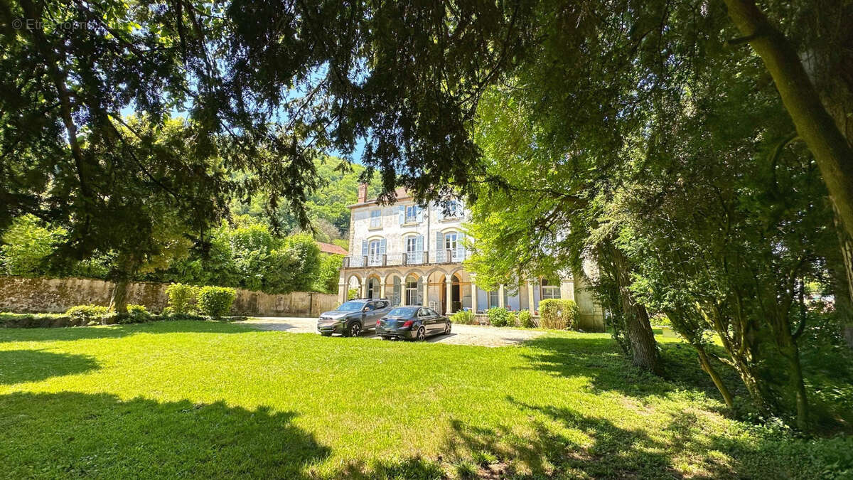 Appartement à CHARAVINES