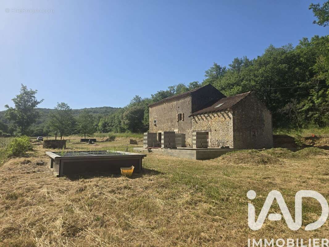 Maison 78 m² à Saint-Medard  - photo 6