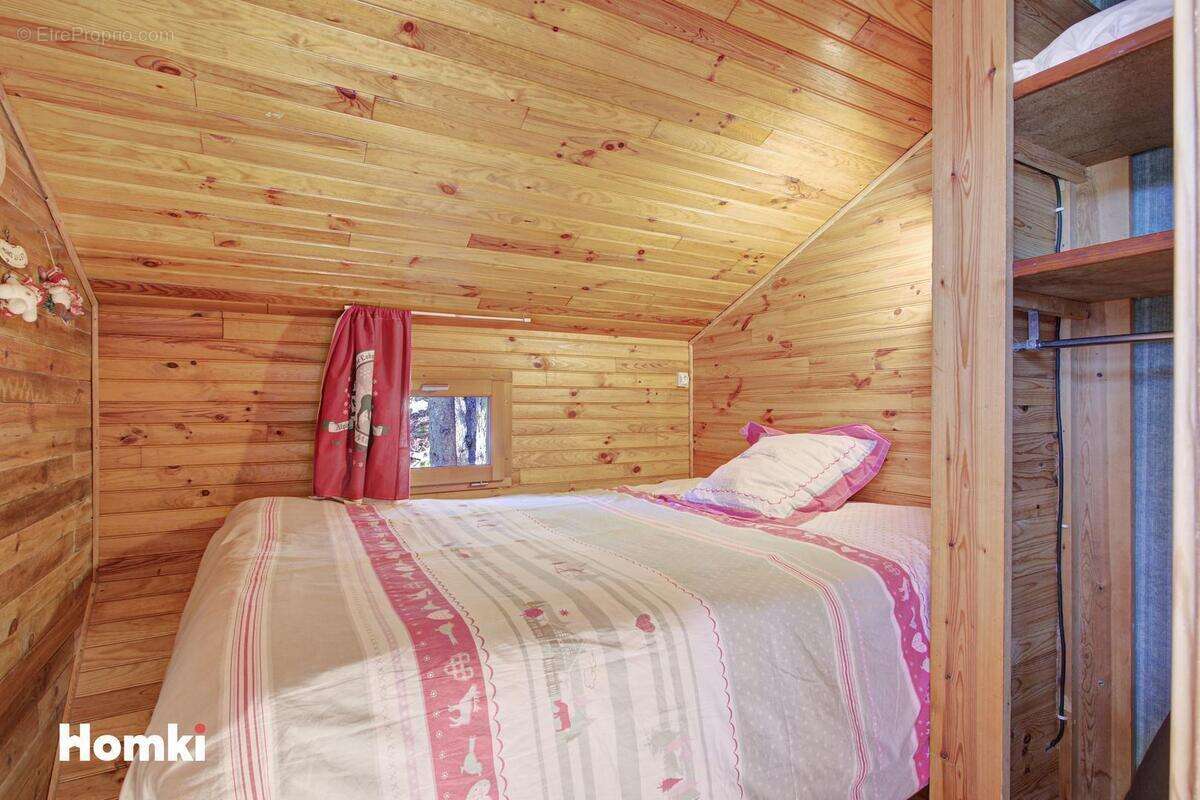 Maison à LES ANGLES