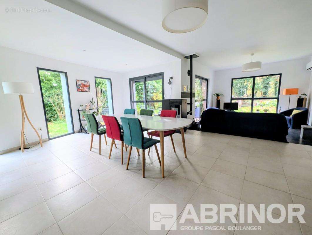 Maison à MARCHIENNES