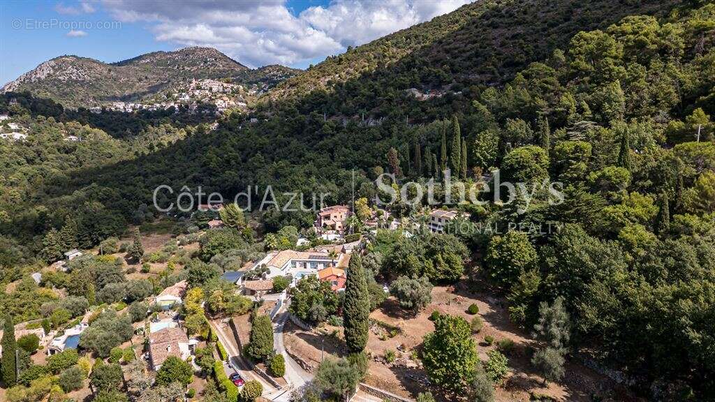 Terrain à ASPREMONT