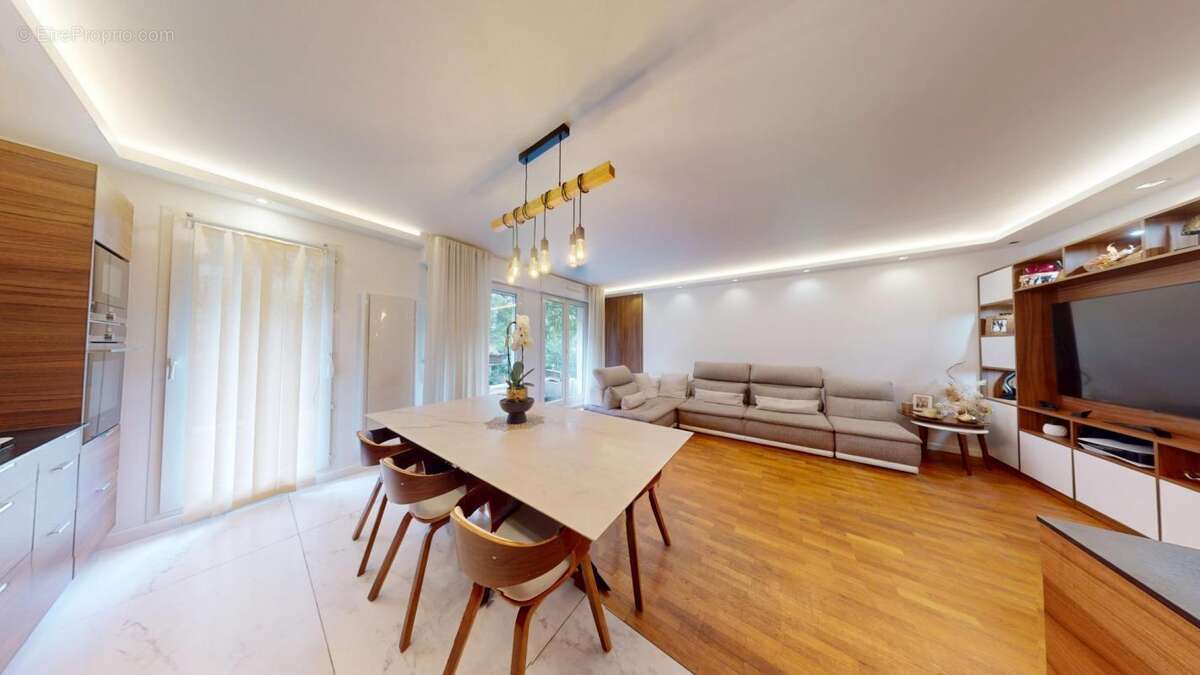 Appartement à SAINT-MAURICE