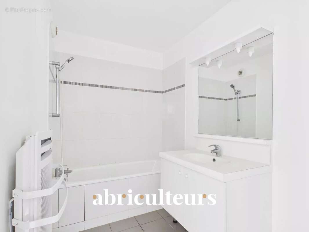 Appartement à SURVILLIERS