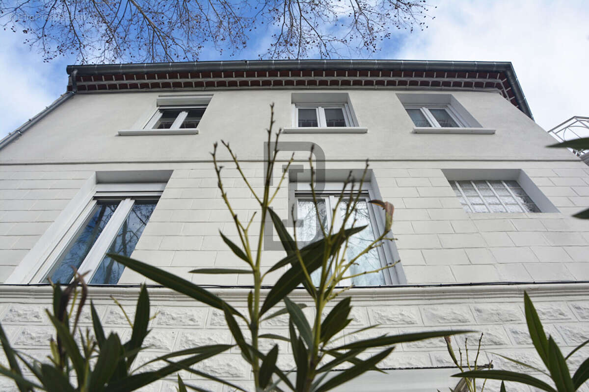 Maison à QUILLAN