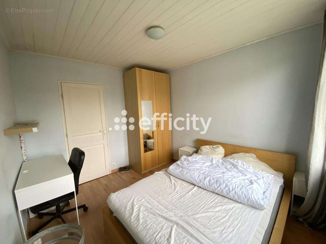 Appartement à NEUILLY-PLAISANCE