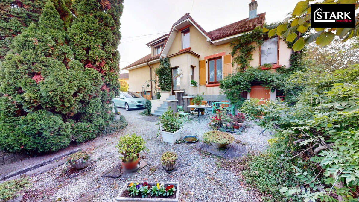 Maison 145 m² à Audincourt  - photo 2