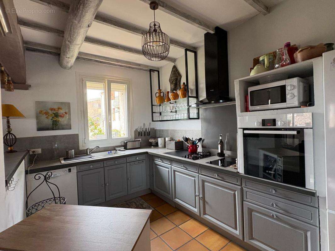 Maison à CUCURON