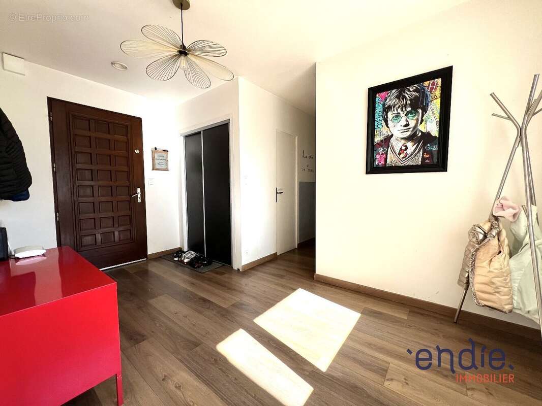 Maison 154 m² à Quincay  - photo 14