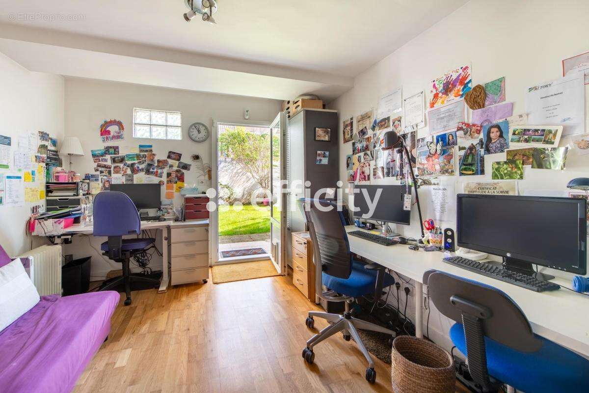 Maison à GENNEVILLIERS