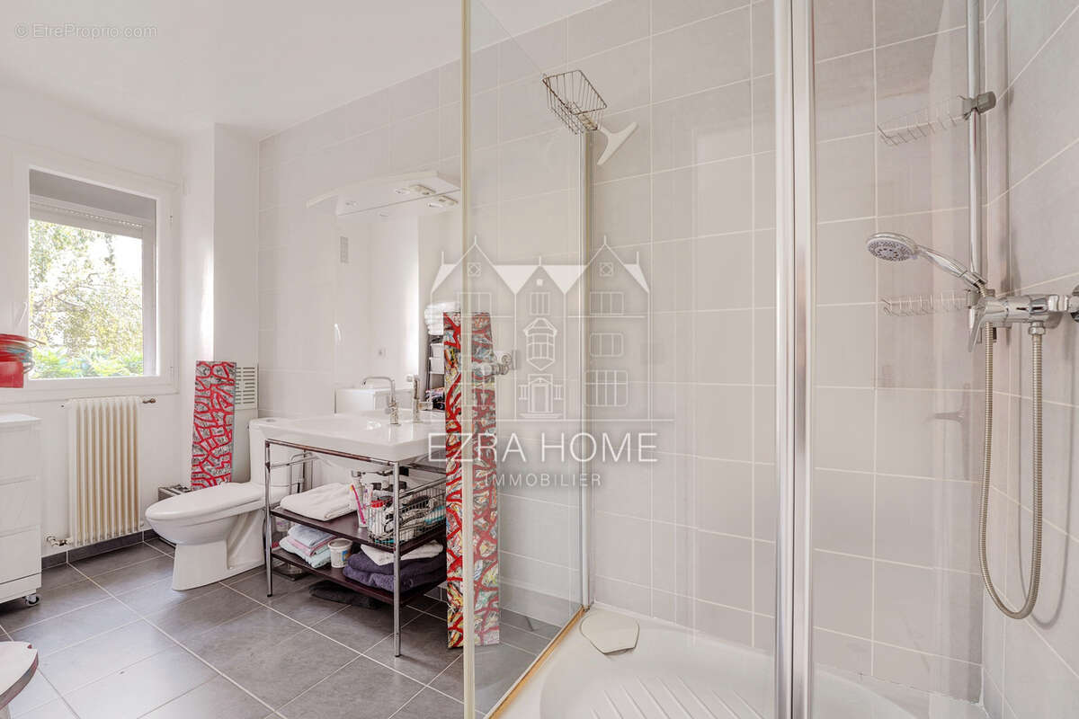 Maison à PARIS-19E