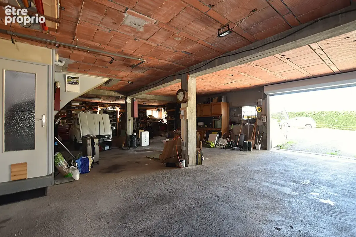 Maison spacieuse avec sous sol total, proche des commerces : - photo 5